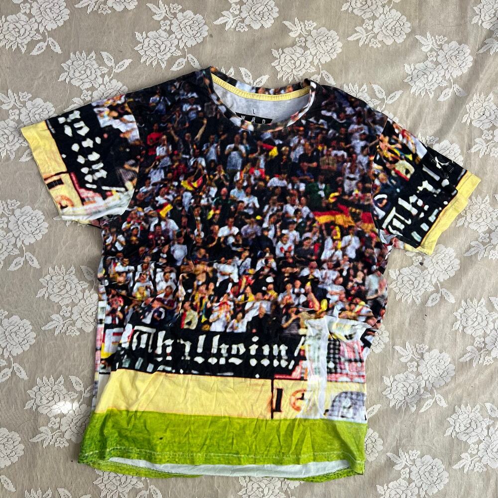 Eleven Paris Germany 14 Stadium Crowd Graphic Tee Size L